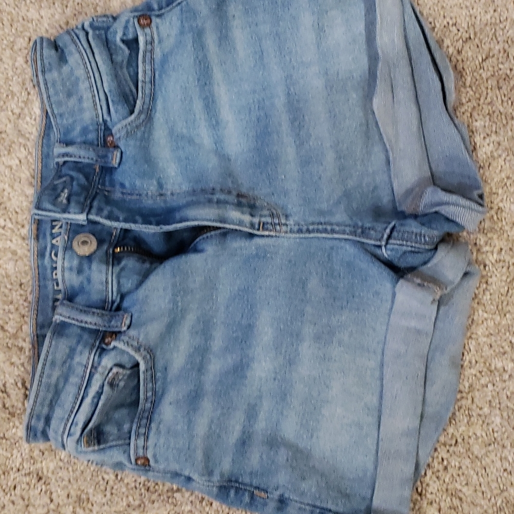 American Eagle Jean Shorts Size 000 Mom Short